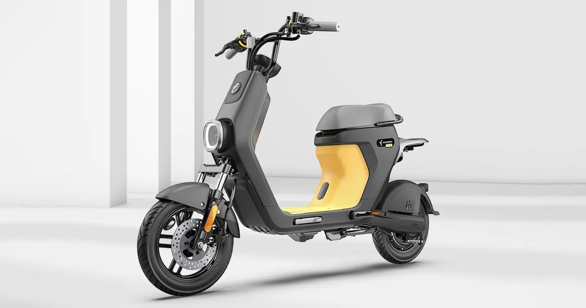 Electric Mopeds on Sale: Navigating Eco-Friendly Commutes with Style!