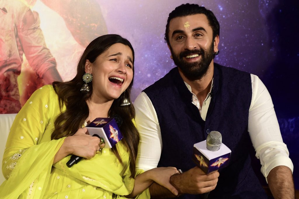 Filmfare Awards: Ranbir, Alia win top honours; see full winners list - Asiantimes