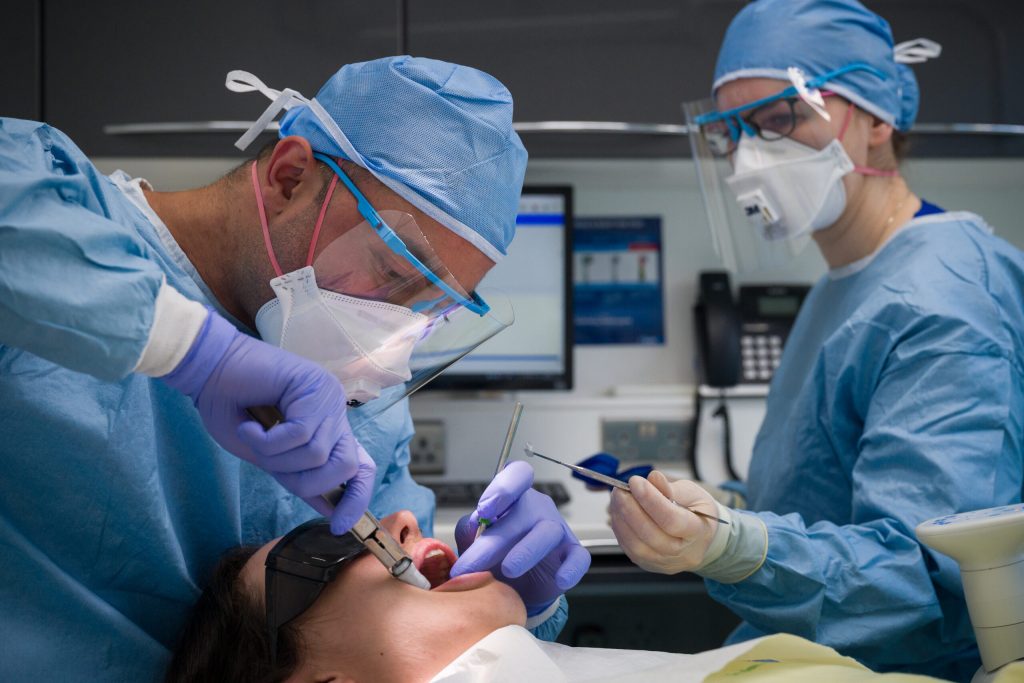 NHS dentists to receive cash to accept new patients