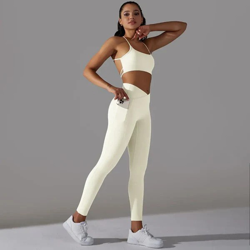 A Complete Guide to Women's Activewear Sets