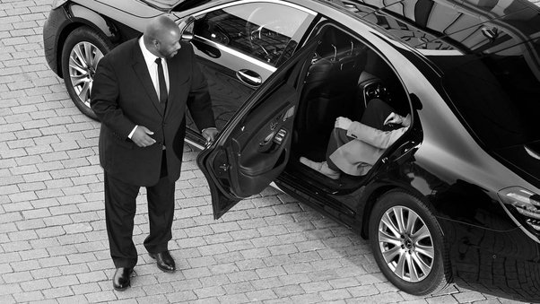 Exceptional Chauffeur Services Tailored to You - VIPLINKS