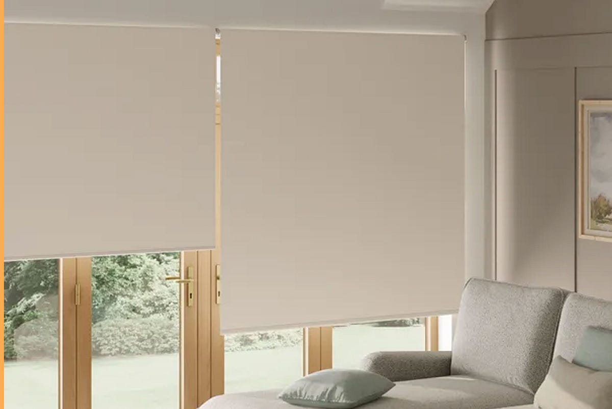 Roller Blinds in Bangalore: The Perfect Blend of Functionality and Style | by Akshiya Nets | Jul, 2024 | Medium