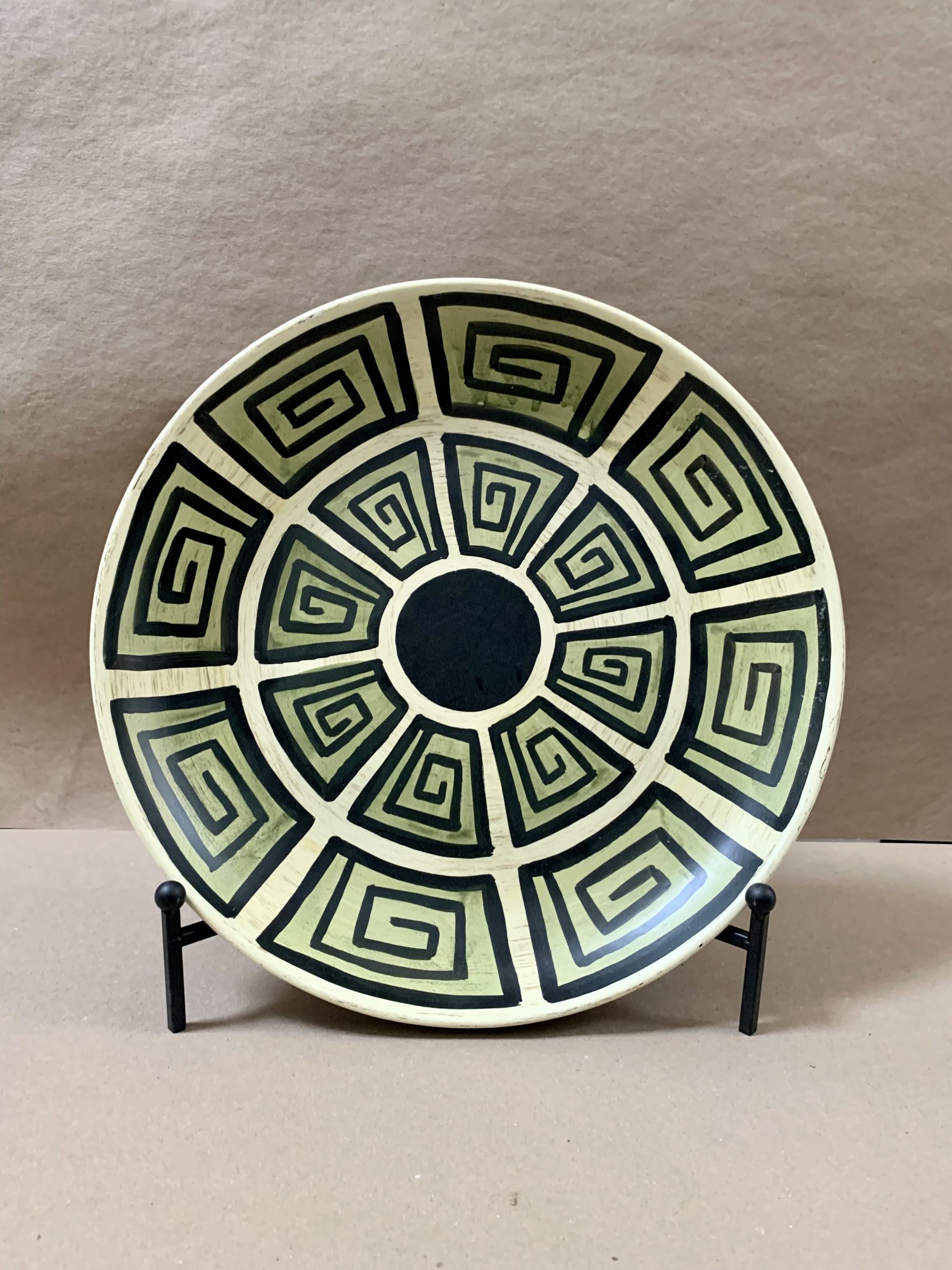 Charger Plates | Decorative Charger Plates | Home Goods - Globedecor