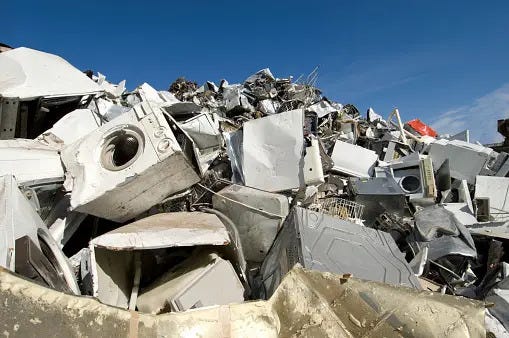 Factors to Consider When Hiring Scrap Metal Dealers in Gosford | by Kangaroo Copper Recycling | Jul, 2024 | Medium