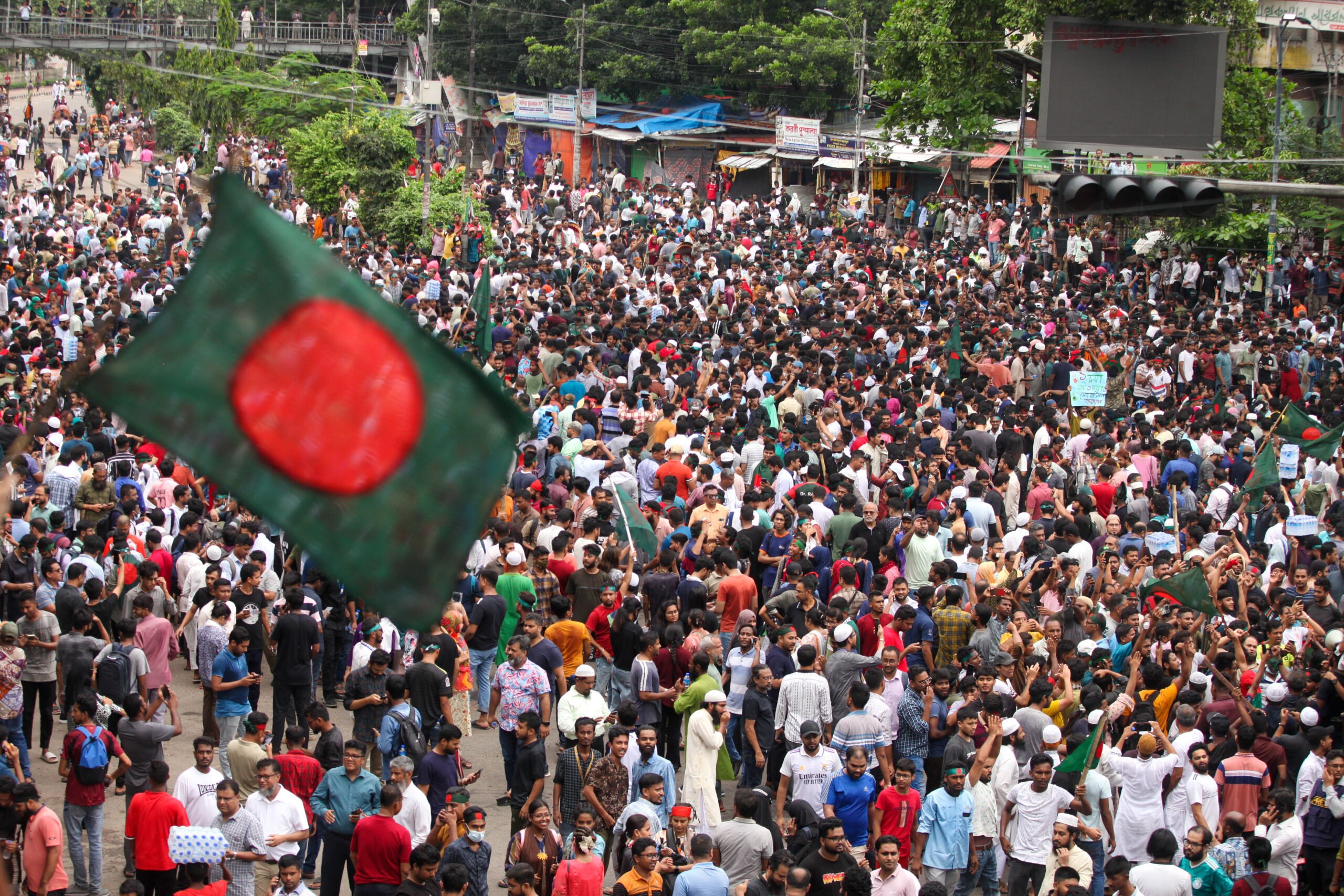 At least 100 killed in Bangladesh after Sheikh Hasina flees - EasternEye