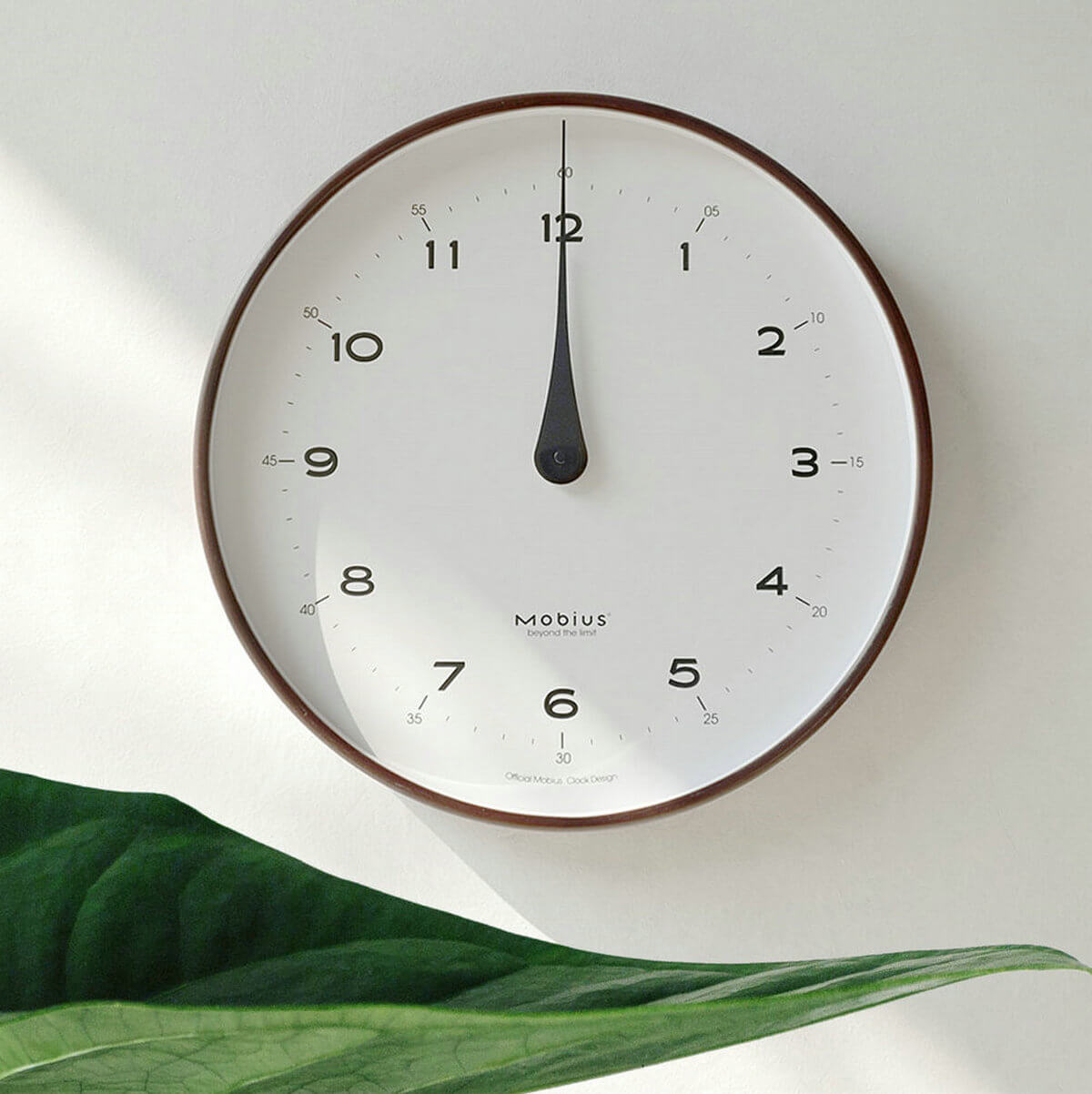 Wall Watch Modern Minimalist Stylish Highlight Statement Analog Big Round Clocks - Warmly Life