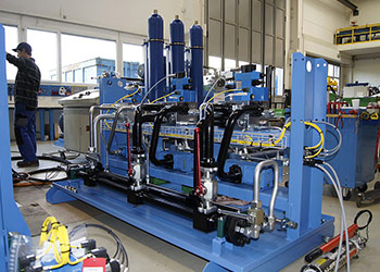 Hydraulic Accumulator Manufacturer & Supplier in UAE - Mega