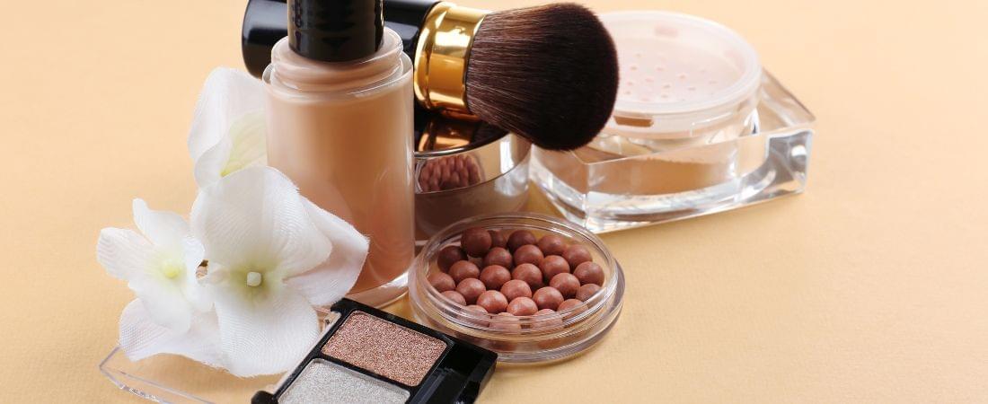 Why Professional Makeup Products Are Essential for Your...