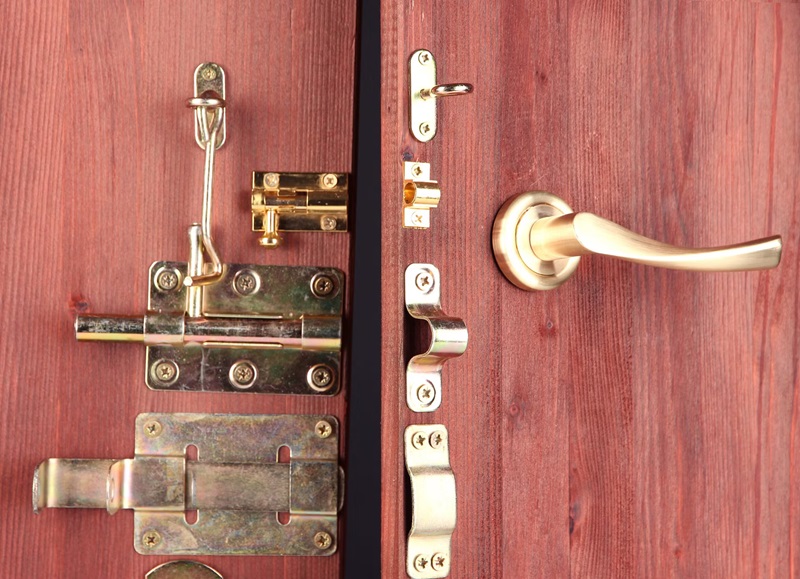 Types of Latches You Can Find in Australia – ToolTalkTales